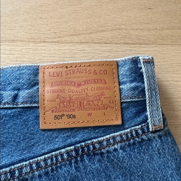 NWOT Levi’s 501 90’s Premium Men's Jeans 32x30 - Picture 11 of 12